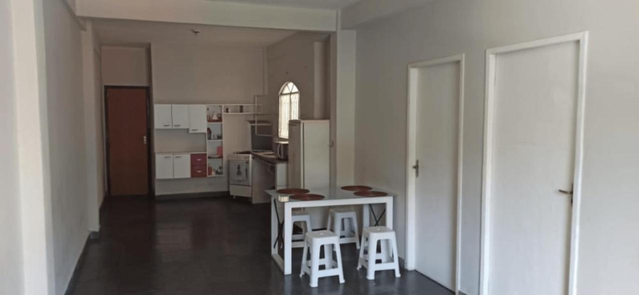 Apartment Apto Mt Bem Localizado, Simples Mas Com Volta Redonda